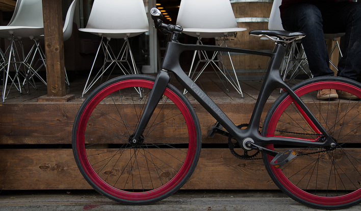 Vanhawks Valour: The Smart Bike