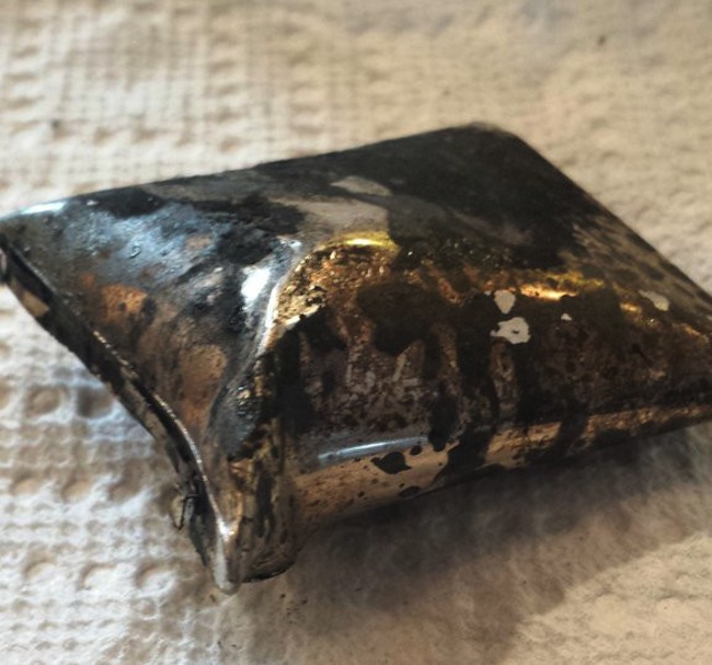 Samsung Galaxy S3 Battery Bursts Into Flames