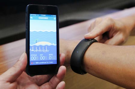 More Details on Foxconn iPhone-Compatible Smartwatch