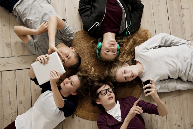 California Law To Allow Teens To Delete Social Media Posts