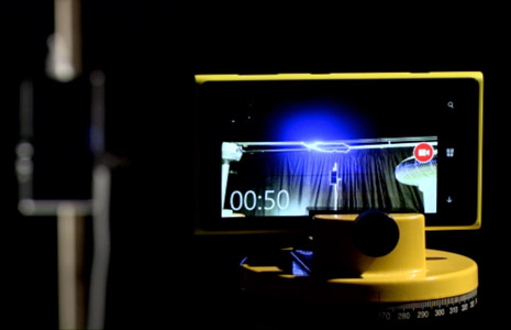 Scientists Charge Nokia Phone With Lightning
