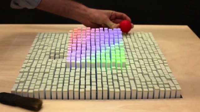 MIT Invents Remote Controlled Shape Shifting Robotic Screen