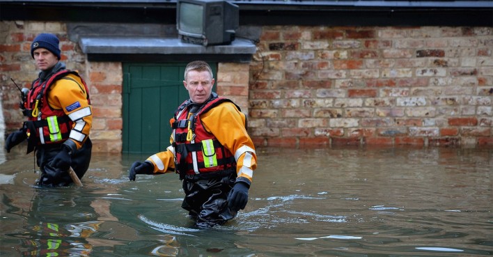 Flood Hack Helps UK Flood Victims