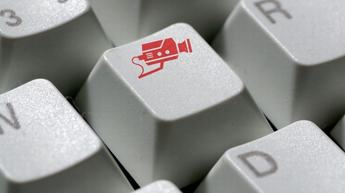 Microsoft Changes Privacy Policy – They Won’t Snoop On Emails Anymore