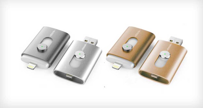 iStick: USB Flash Drive With iOS Connector