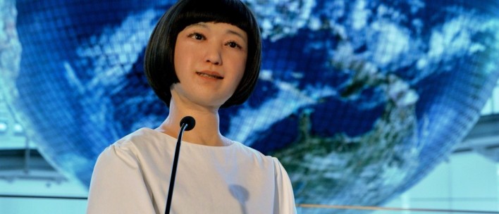 Android Newscaster Unveiled in Tokyo