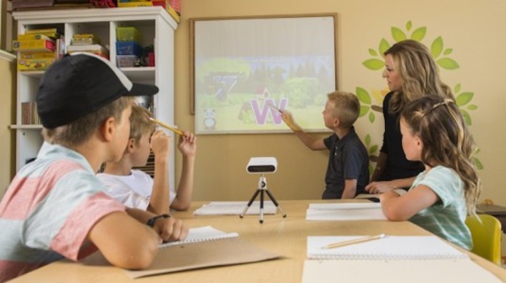TouchPico Projector Turns Your Wall Into A Touchscreen