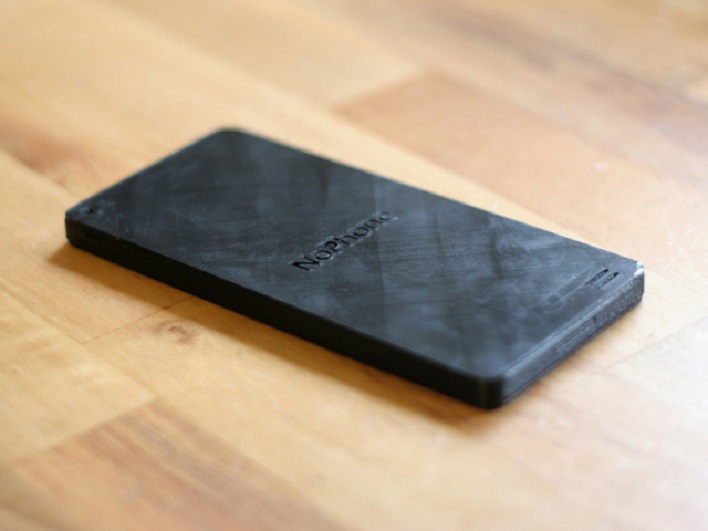 Check Out ‘NoPhone’ – The Ultimate Smartphone Smashing its Kickstarter Goal