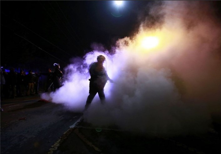 Ferguson Vandalised Business Gets $200k of Crowdfunding in 24 Hours