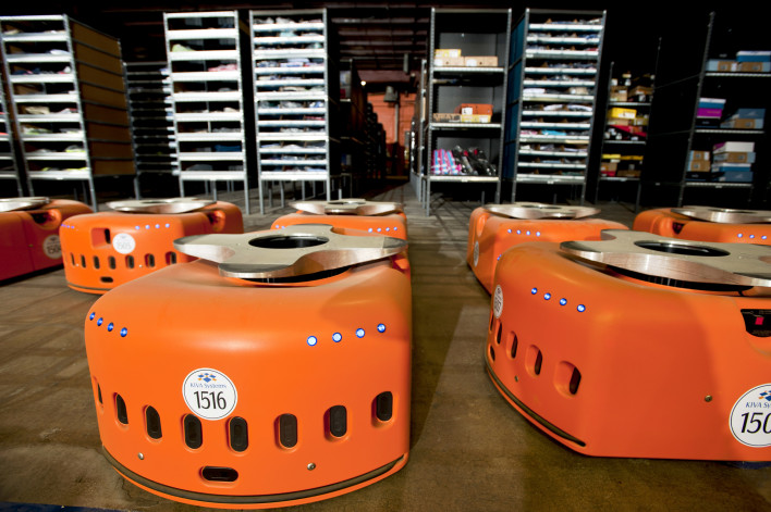 Amazon Uses 15,000 Robots to Make Warehouses More Productive