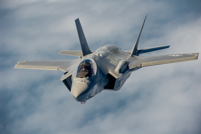 F-35 Fighter Jet Fails Over Software Issues