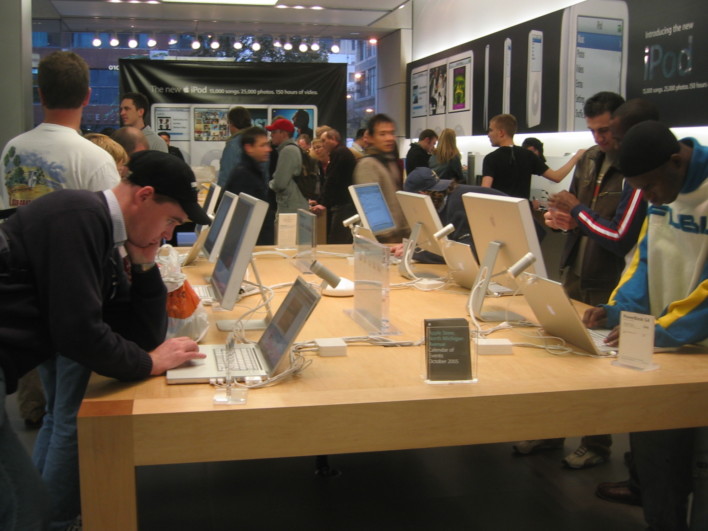 Apple To Remove Abandoned Apps From App Store