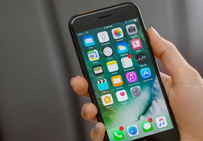 Apple To Give iPhone Users Option To Turn Off ‘Feature’ That Slows Older Devices