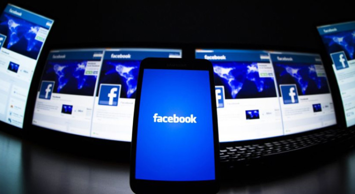 Facebook Loses 700,000 Users In USA For First Time 