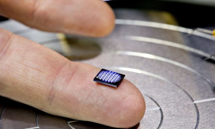 IBM Builds Computer The Size Of A Grain Of Salt