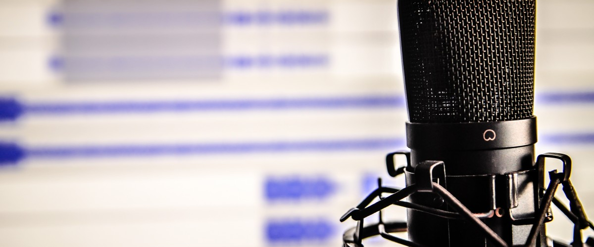 How to Voiceover a YouTube Video Like a Pro
