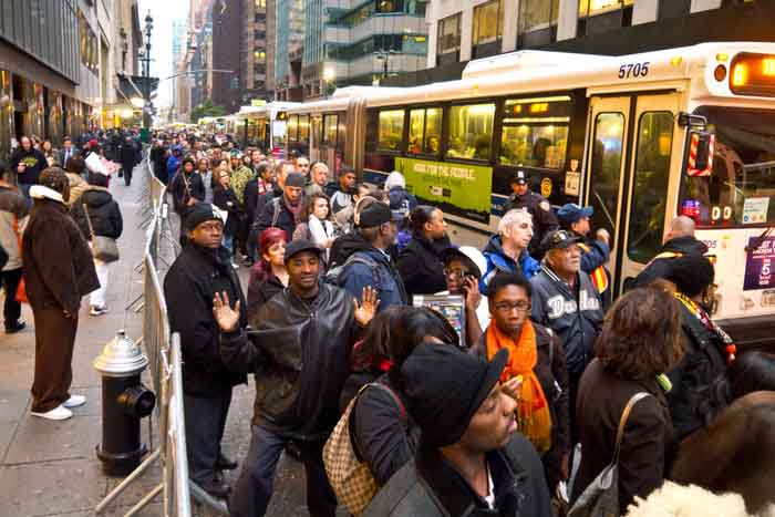 Google Maps will tell you if your bus or train is crowded or late
