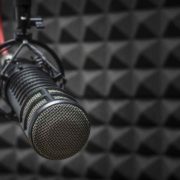 Google now allows you to play podcasts within search results